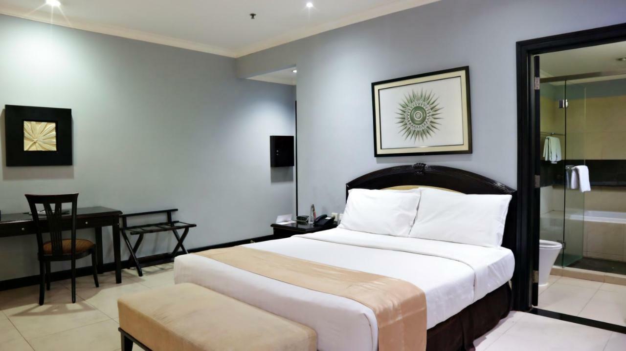 Puri Denpasar 4*