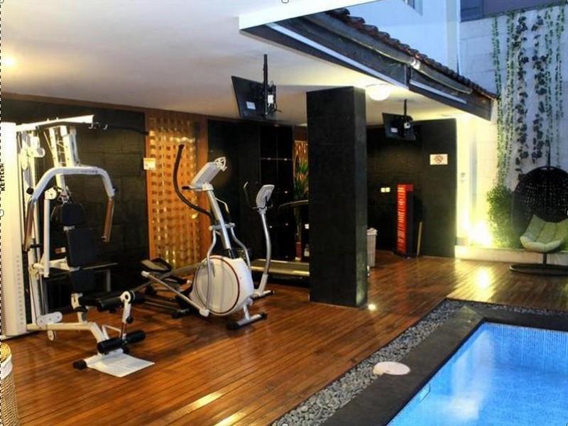 Puri Denpasar 4*